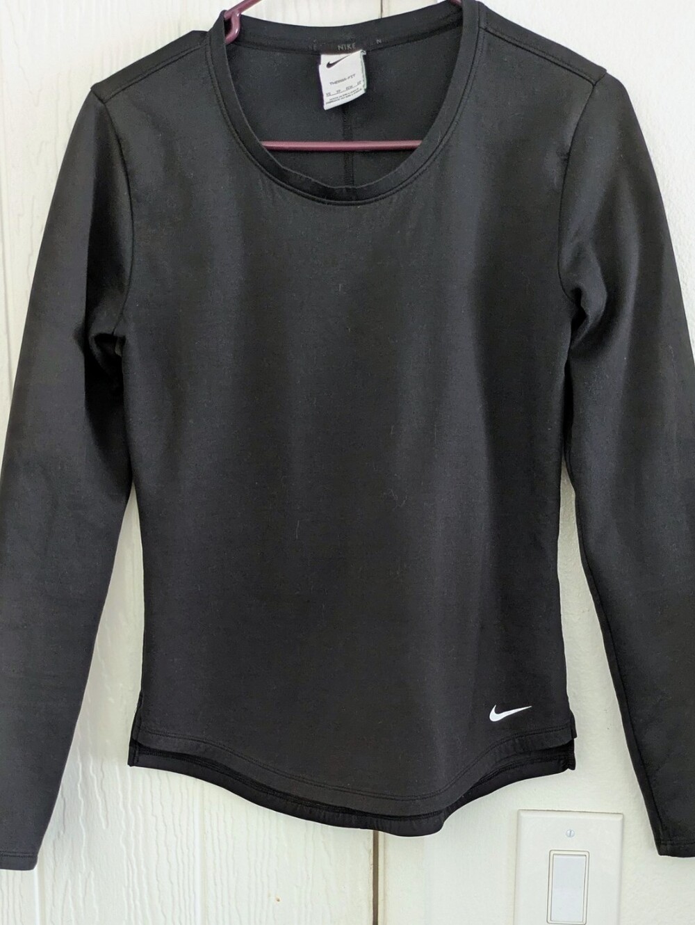 Nike Therma-FIT Long Sleeve Shirt Women's Black Used Small TOPS-183599